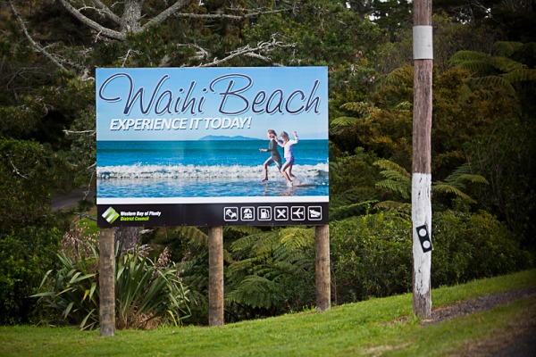 Waihi Beach Sign